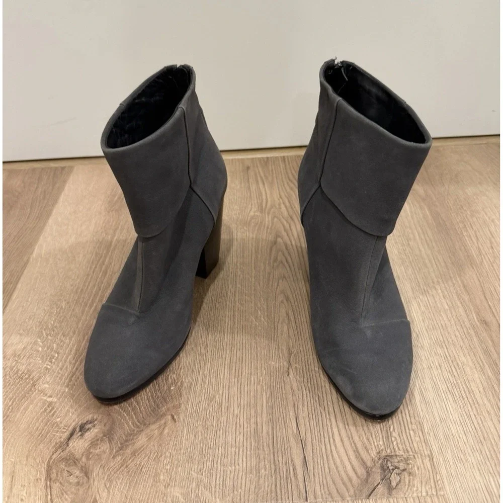 Rag & Bone Gray Suede Ankle Boot 38 w/ Back Zip Entry & Stacked Heel Newbury